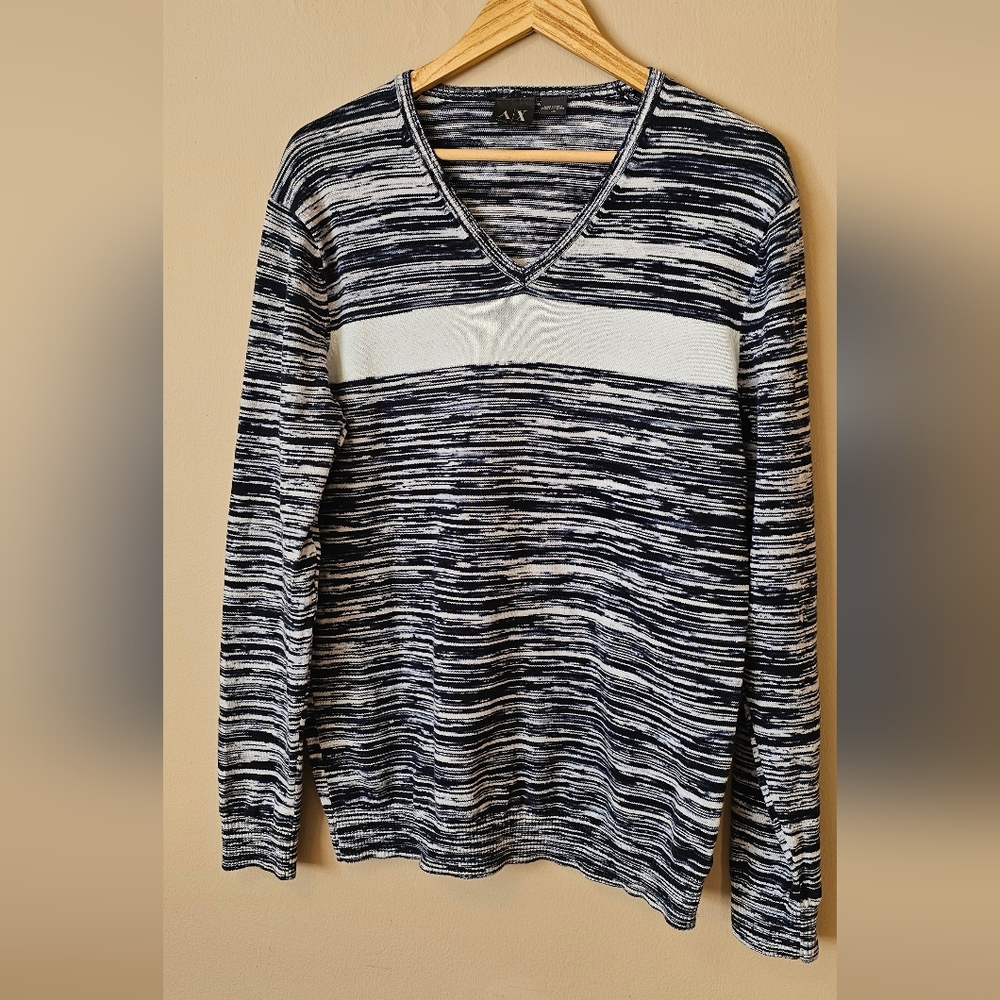 Armani Exchange Men's Blue/White Stripes Long Sleeve V-Neck Sweater Sz.L B20